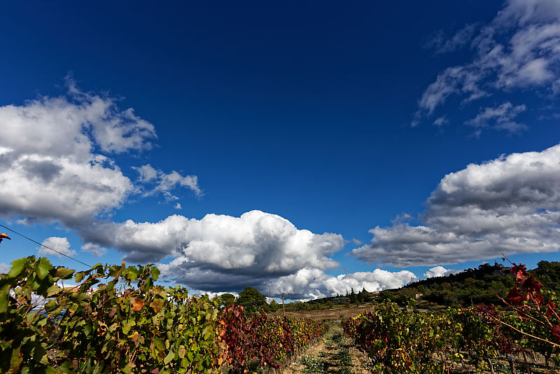 Wolken über Bonnieux